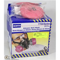 2 BRAND NEW SILICONE HALF MASK AND FILTERS