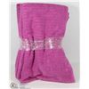 Image 1 : BUNDLE OF PINK MEDIUM SIZED TOWELS