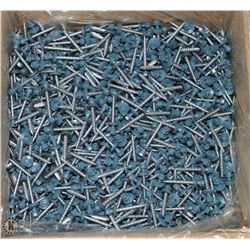 BOX OF POWER GRIP ROOFING SCREWS 10 X 1-1/2"