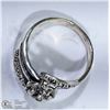 Image 2 : 24) ST. SILVER FLOWER SHAPED RING WITH MARCASITE