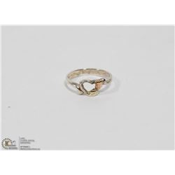 HEART RING WITH LEAVES