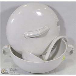 WHITE SOUP SERVING POT AND LADDEL