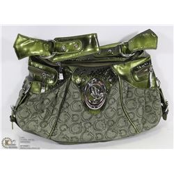 LADIES MEDIUM SIZED GREEN FASHION HAND BAG