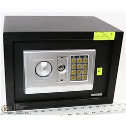 SAFEWELL INTELLIGENT ELECTRONIC SAFE WITH 2 KEYS.