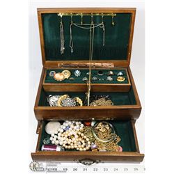 ESTATE JEWELRY BOX & CONTENTS.