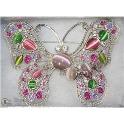 LARGE FIFTH AVENUE BUTTERFLY BROOCH WITH MIXED