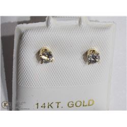43) 14KT GOLD DIAMOND STUD EARRINGS