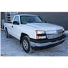 Image 10 : UNRESERVED!! 2006 CHEVROLET SILVERADO 1500