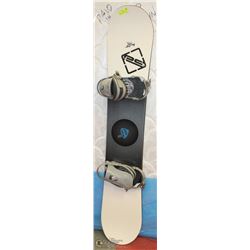 ROSSIGNOL  157CM SNOWBOARD WITH RIDE BINDINGS