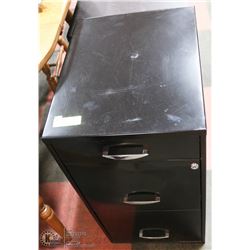 METAL 3 DRAWER FILING CABINET
