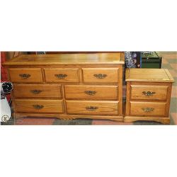 SOLID WOOD 7-DRAWER DRESSER W/2