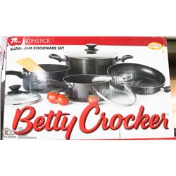 BETTY CROCKER 7 PIECE COOKWARE SET