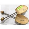 Image 1 : VINTAGE MARKE SALAMANDER WOOD SHOE STRETCHERS