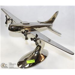 CHINA CLIPPER M-130 AIRPLANE