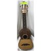 Image 1 : HANDCRAFTED WOOD UKELELE