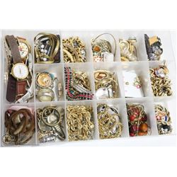ORGANIZER WITH ASSORTED JEWELLERY AND MORE