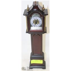 BATTERY OPERATED MINIATURE GRANDFATHER CLOCK