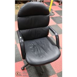 BLACK LEATHERETTE OFFICE CHAIR