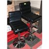 Image 1 : SET OF 2 BLACK LEATHER PADDED BAR STOOLS