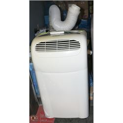 DELONGHI NF90 PORTABLE AIR CONDITIONER WITH REMOTE