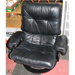 RECLINING LEATHER CHAIR.