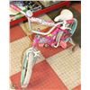 Image 1 : CHILDS BIKE BARBIE