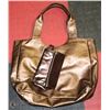 Image 1 : NEW LARGE METALLIC TOTE BAG WITH COSMETIC POUCH