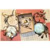 Image 1 : BOX W/ 3 DREAMCATCHERS IN METAL FRAMES