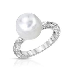 14KT White Gold 8.60ct Pearl and Diamond Ring