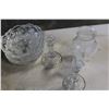 Image 2 : BLACK CRATE OF CRYSTAL AND GLASSES