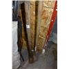 Image 1 : 14LB AND 8 LB SLEDGE