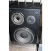 Image 2 : YAMAHA BOOKSEHLF SPEAKERS AND CENTER SPEAKERS