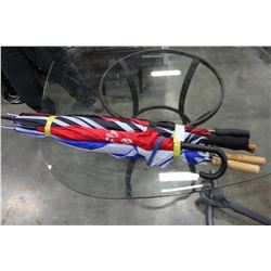 BUNDLE OF UMBRELLAS