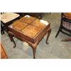 Image 1 : BAKER FURNITURE ENDTABLE