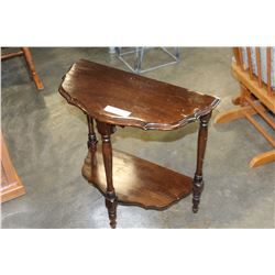 VINTAGE D TABLE