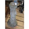 Image 1 : CONCRETE CANDLE STAND