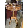 Image 2 : ROUND VINTAGE PARLOR TABLE