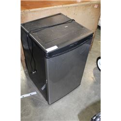 STAINLESS DANBY BAR FRIDGE