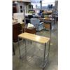 Image 1 : METAL BAKERS RACK