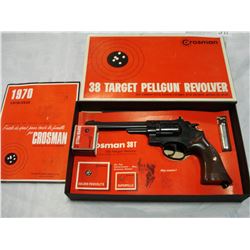 CROSSMAN 38T 22 CALIBER 6 SHOT AIR PISTOL FROM 1980 WITH ORIGINAL PACKAGING