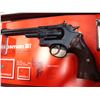 Image 2 : CROSSMAN 38T 22 CALIBER 6 SHOT AIR PISTOL FROM 1980 WITH ORIGINAL PACKAGING