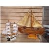 Image 1 : HARD CARVED WOOD BOAT AND MODEL SHIP