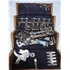 Image 2 : OAK SEWING MACHINE AND ACCESSORIES BOX
