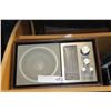 Image 1 : LLOYDS FM AM TABLE RADIO