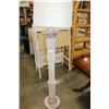 Image 1 : WOOD FLOOR LAMP