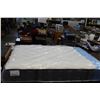 Image 1 : NEW KINGSDOWN QUEENSIZE TIGHT TOP FIRM MATTRESS AND BOXSPRING, RETAIL $1899