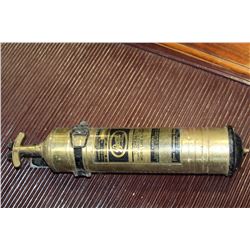 ANTIQUE PYRENE MANUFACTURING WALL MOUNT BRASS EXTINGUISHER
