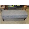 Image 1 : GREY TUFTED FABRIC BENCH / OTTOMAN