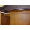 Image 4 : WARDROBE DRESSER