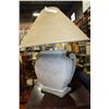Image 2 : POTTERY TABLE LAMP
